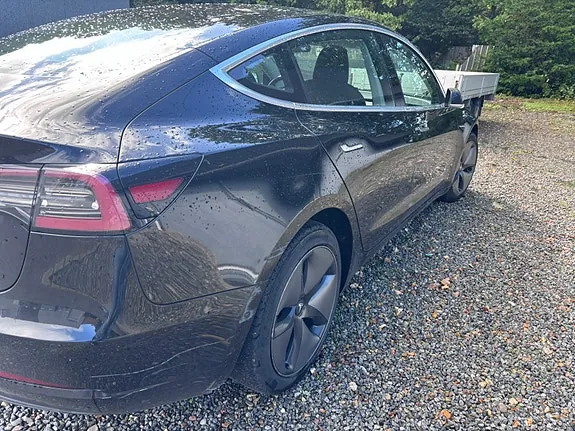 Tesla Model 3 2019 photo 3