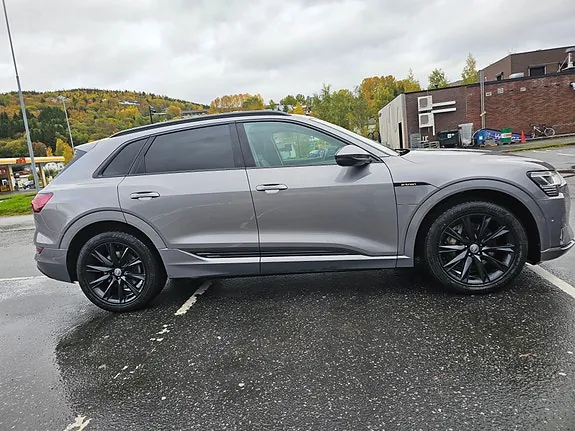 Audi E-Tron 2020 photo 5