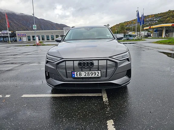 Audi E-Tron 2020 photo 2