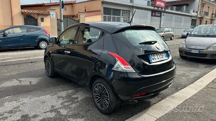 Lancia Ypsilon 2020 photo 2
