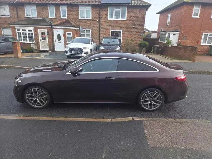 Mercedes-Benz E-Class 2021 photo 5