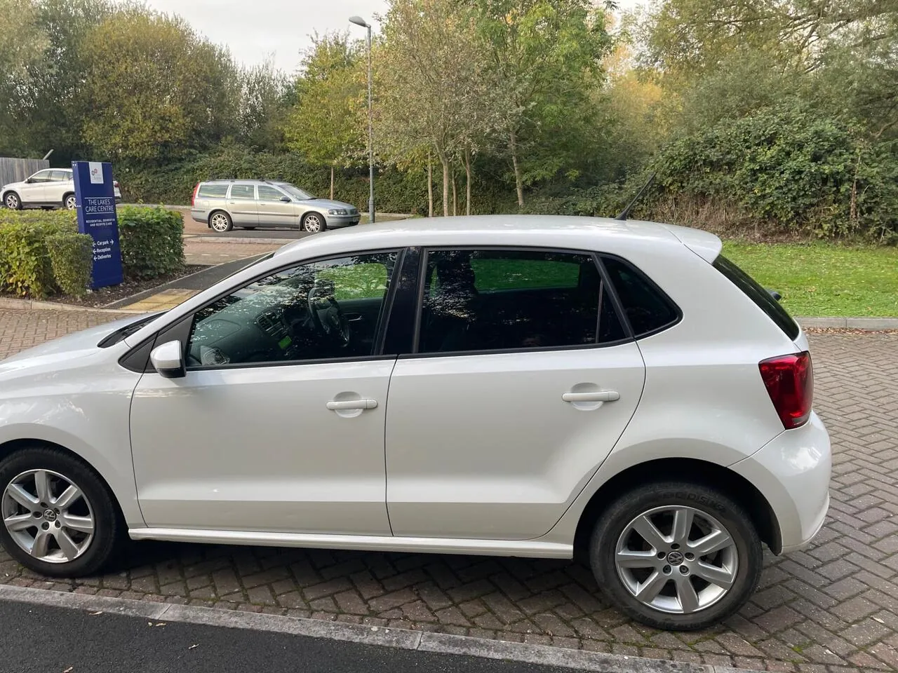 Volkswagen Polo 2012 photo 4