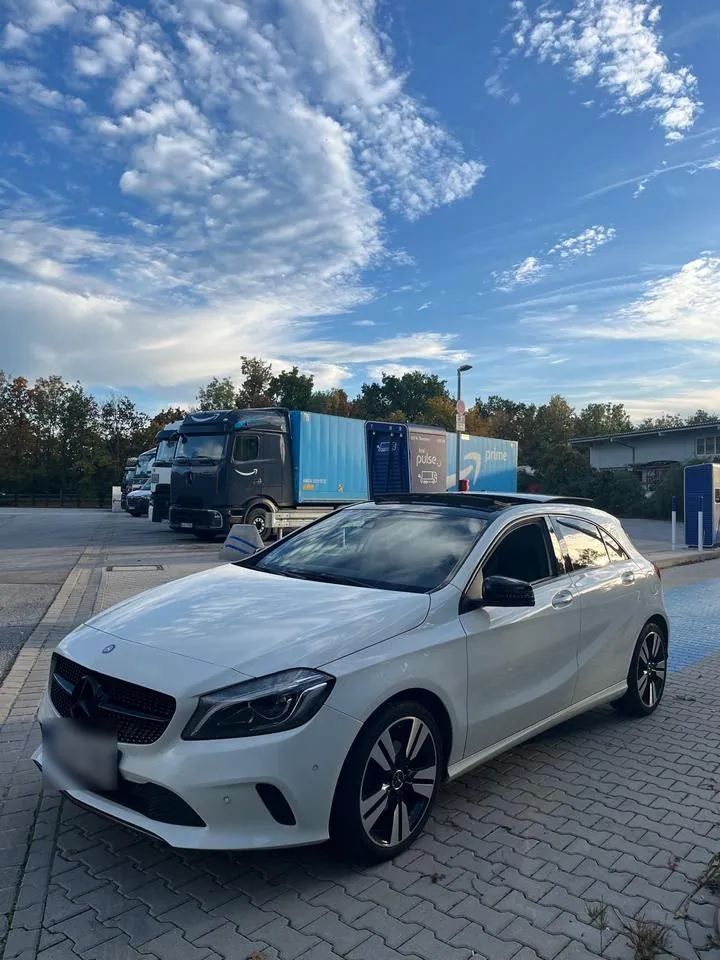 Mercedes-Benz A 180