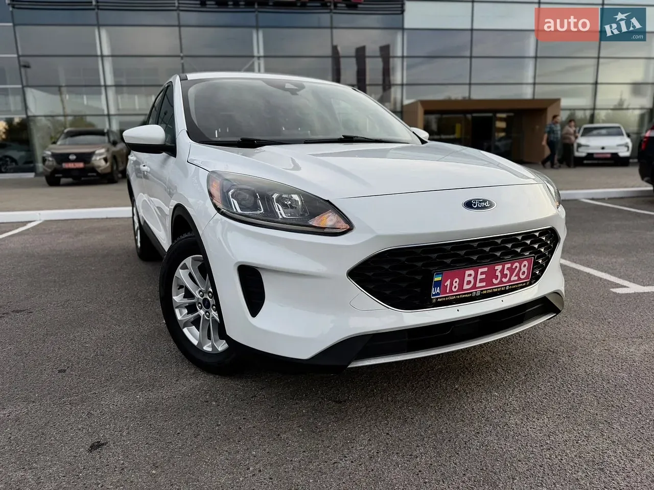 Ford Escape 2021 photo 2