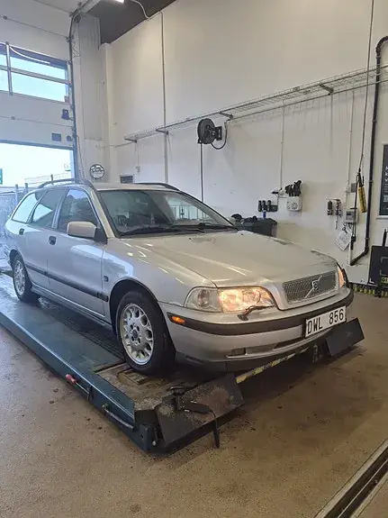 Volvo V40