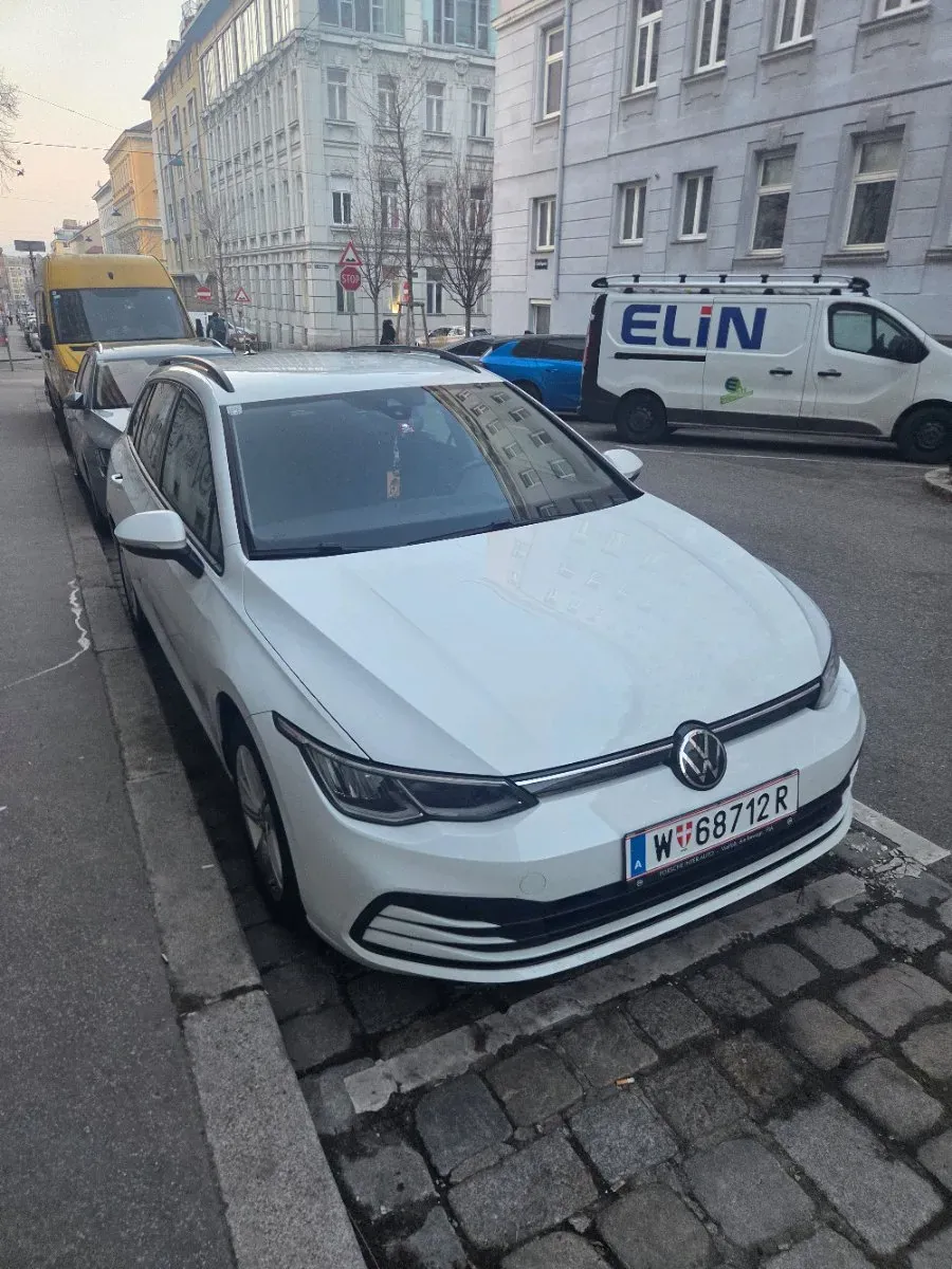 Volkswagen Golf 2022 photo 3