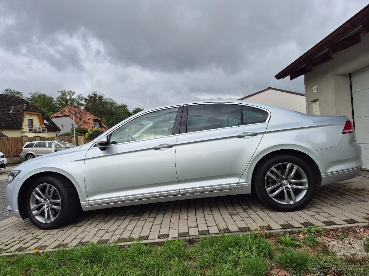 Volkswagen Passat 2016 photo 2