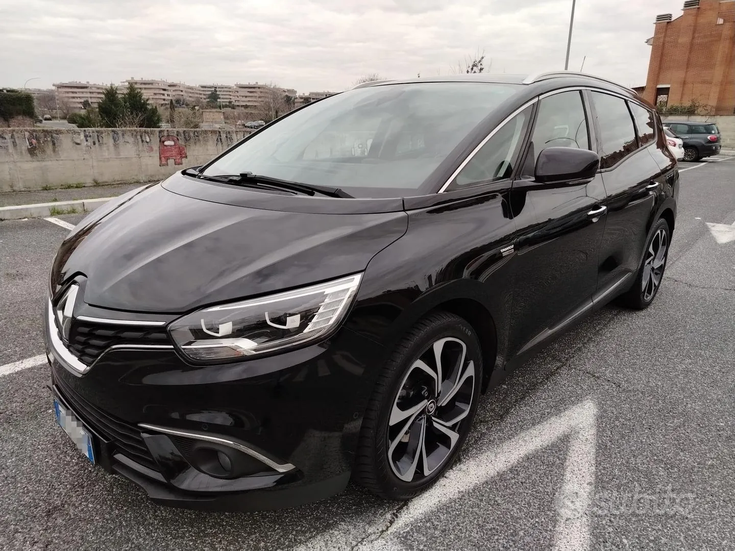 Renault Grand Scenic 2017 photo 2