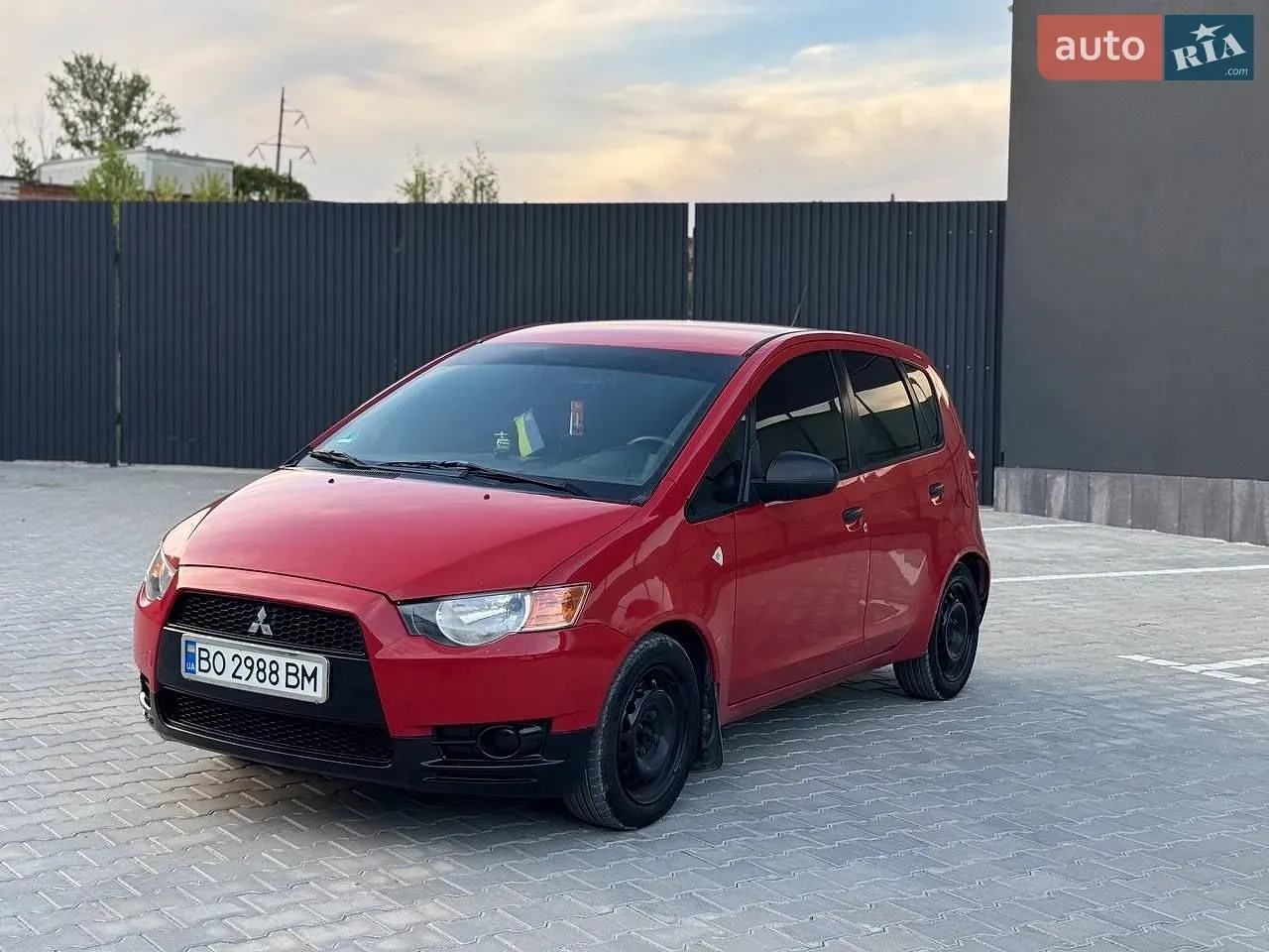 Mitsubishi Colt 2011 photo 3