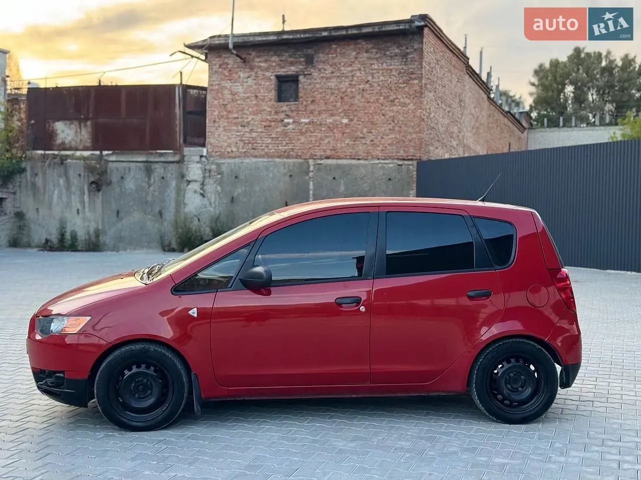 Mitsubishi Colt 2011 photo 4