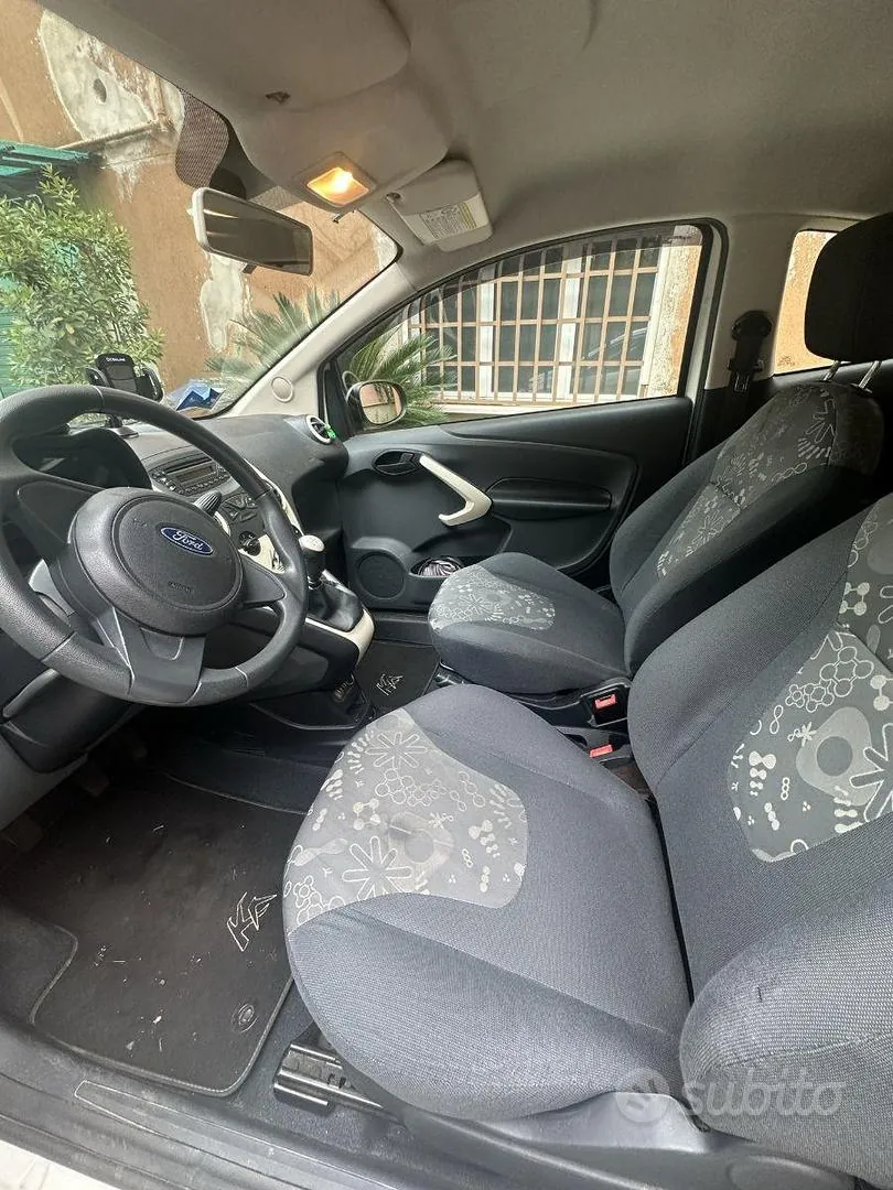Ford Ka 2010 photo 5