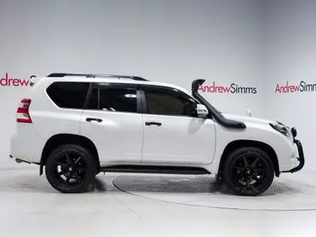 Toyota Land Cruiser Prado 2015 photo 4