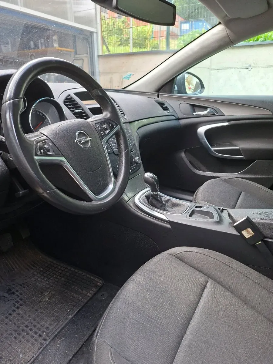 Opel Insignia 2010 photo 3