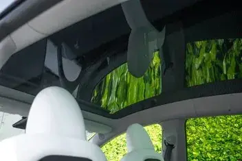 Tesla Model Y 2022 photo 3