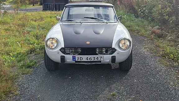 Fiat 124 Spider 1976 photo 3