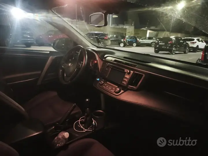 Toyota Rav4 2014 photo 4