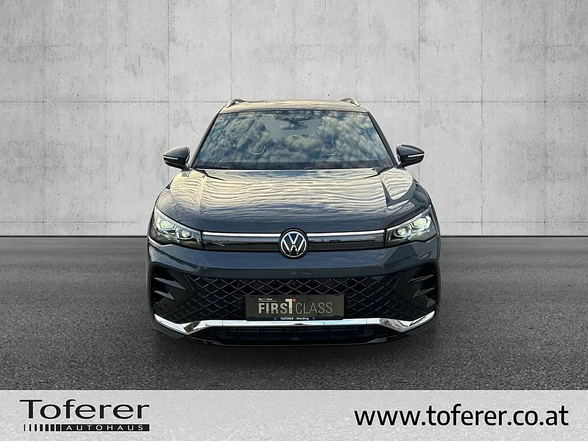 Volkswagen Tiguan 2024 photo 2