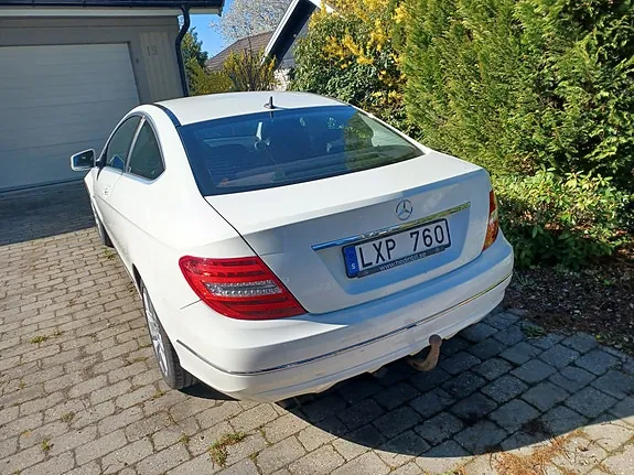 Mercedes-Benz C180 2012 photo 3