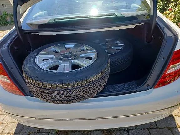 Mercedes-Benz C180 2012 photo 5