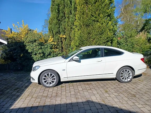 Mercedes-Benz C180
