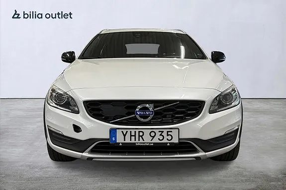 Volvo V60 Cross Country 2017 photo 3