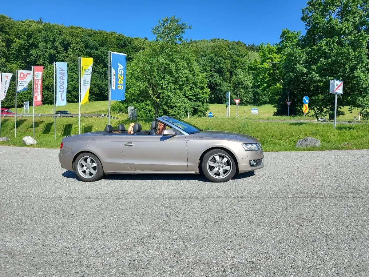 Audi A5 2009 photo 2