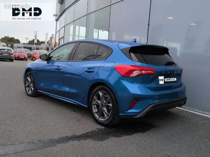 Ford Focus 2022 photo 3