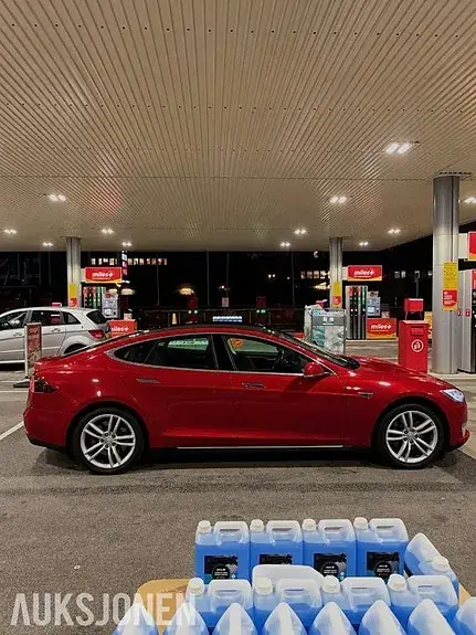 Tesla Model S 2014 photo 3
