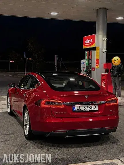 Tesla Model S 2014 photo 4