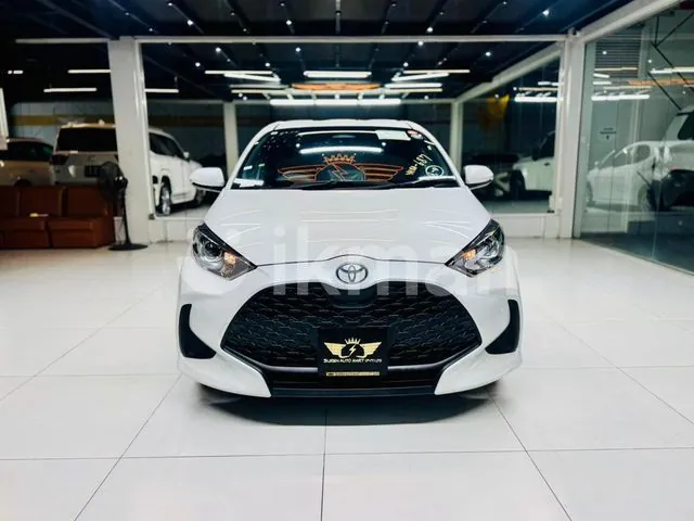 Toyota Yaris 2024 photo 2