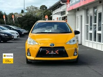Toyota Aqua 2013 photo 3