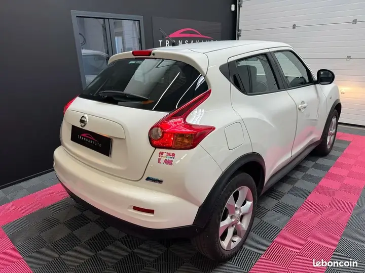Nissan Juke 2013 photo 3