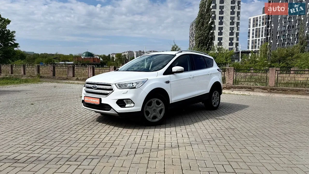 Ford Kuga 2019 photo 2