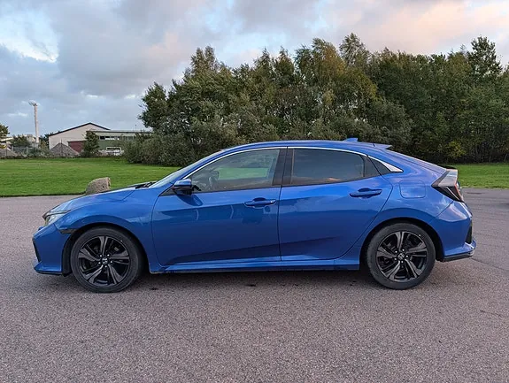 Honda Civic 2018 photo 2