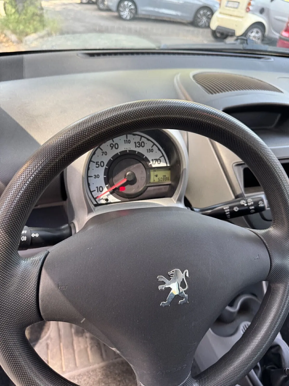 Peugeot 107 2013 photo 5