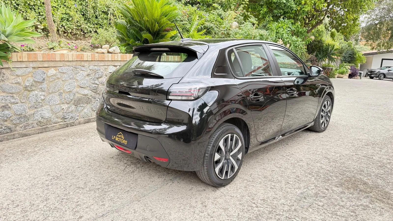 Peugeot 208 2024 photo 5