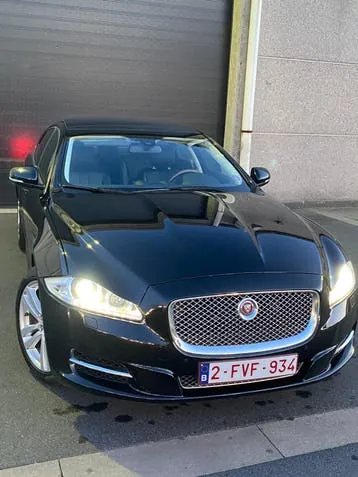 Jaguar Xj