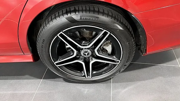 Mercedes-Benz E300 De 2020 photo 5