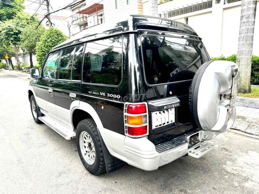 Mitsubishi Pajero 2006 photo 4