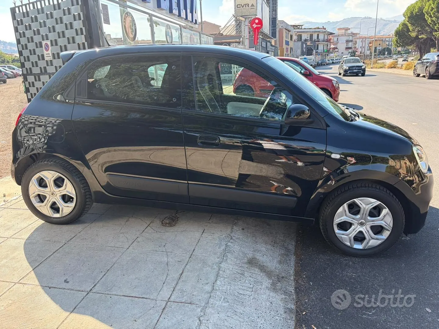 Renault Twingo 2022 photo 2