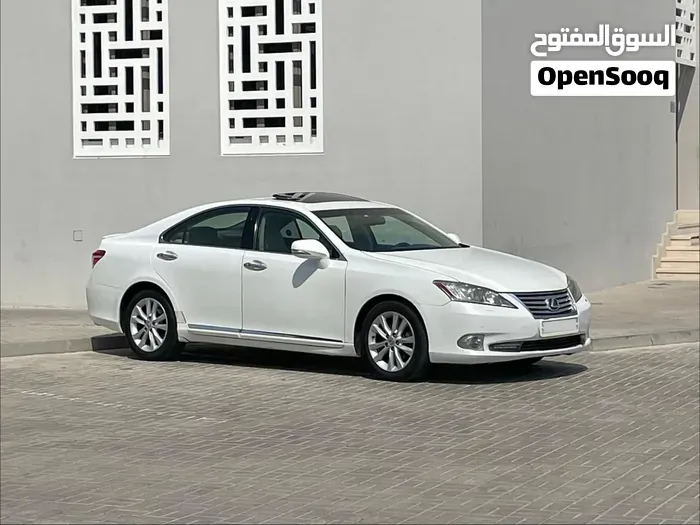 Lexus Es 2012 photo 2