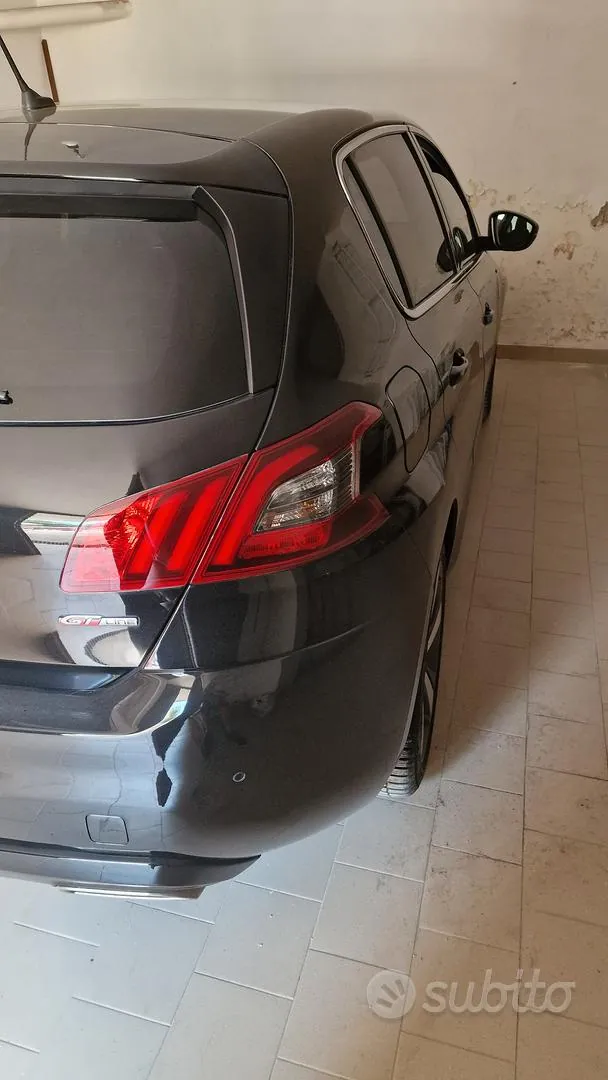Peugeot 308 2019 photo 3