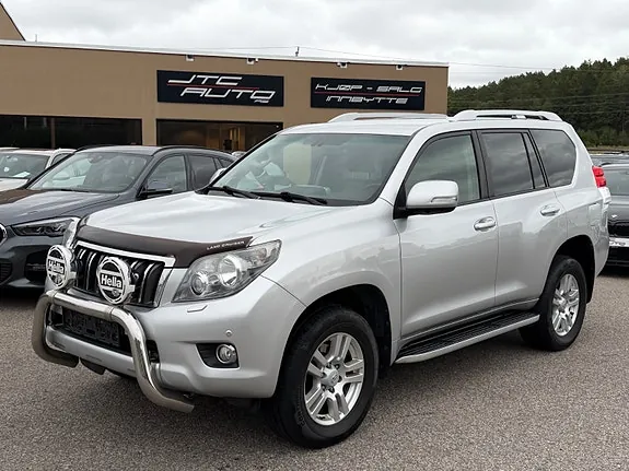 Toyota Land Cruiser 2010 photo 2