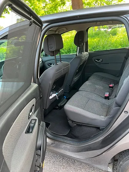 Renault Scenic Iii 2011 photo 3