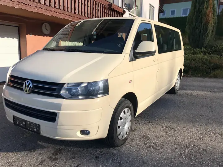 Volkswagen T5