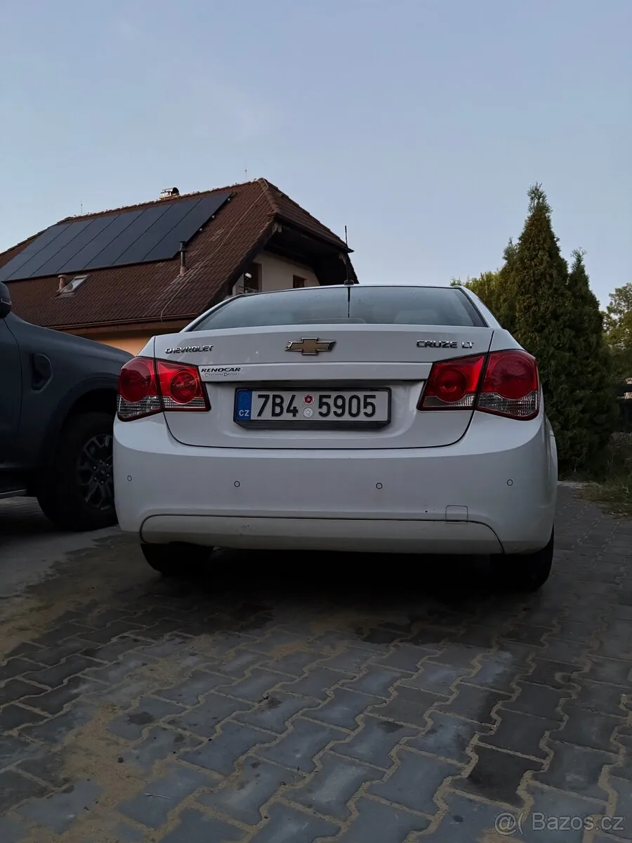 Chevrolet Cruze 2010 photo 4