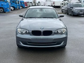 BMW 116I 2009 photo 2