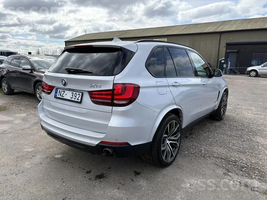 BMW X5 2016 photo 3