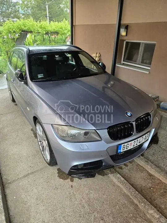 BMW 320D 2010 photo 2