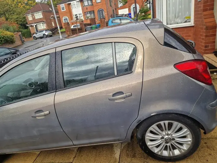 Vauxhall Corsa 2012 photo 5